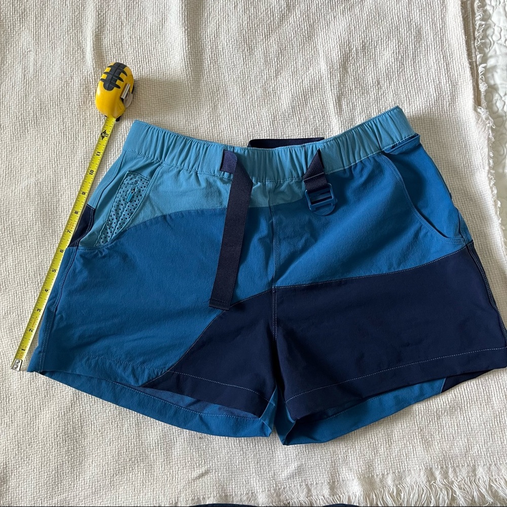 Outdoor Voices Rek Trek Shorts, size small